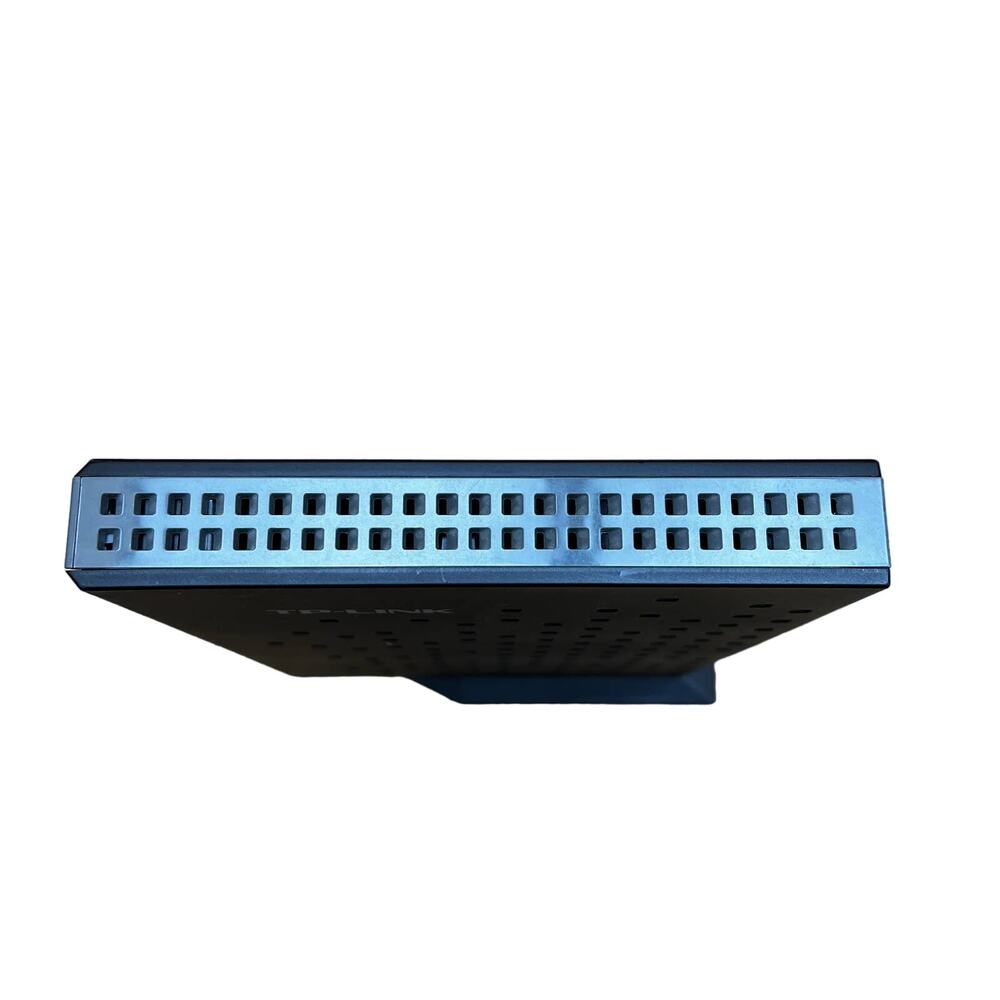 TP-Link AC1750 Wireless Dual Band Docsis 3.0 Cable Modem Router - Picture 7 of 8